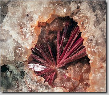 Erythrite